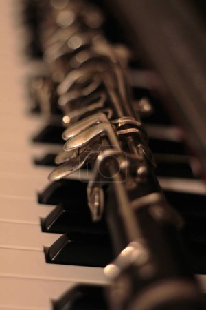 Téléchargez les photos : Gros plan d'une clarinette - en image libre de droit