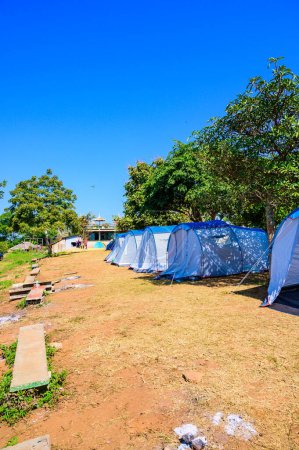 Téléchargez les photos : CHIANG RAI, THAILAND - December 14, 2019 - Camping yard at Doi Sa Ngo viewpoint, Chiang Rai province. - en image libre de droit