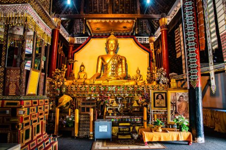 Foto de Buda de estilo Lanna del templo de Ban Ton Laeng, Tailandia. - Imagen libre de derechos