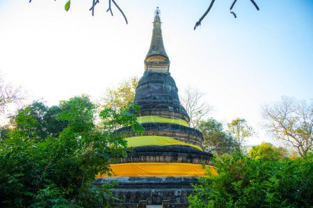 Téléchargez les photos : Ancient pagoda in Umong temple, Thailand. - en image libre de droit
