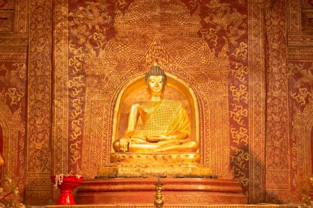 Photo for Phra Phuttha Sihing Buddha at Phra Sing Waramahavihan Temple, Thailand. - Royalty Free Image