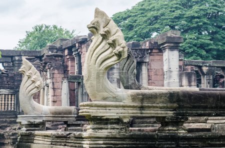 Téléchargez les photos : Travaux de construction anciens au parc historique de Phimai, Thaïlande. - en image libre de droit