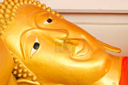 Téléchargez les photos : Tête dorée de bouddha, Thaïlande. - en image libre de droit
