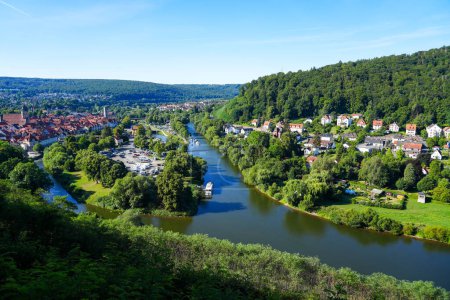 Foto de View of Hann. Mnden from the Weserliedanlage. Panorama landscape from the city with the confluence of the Werra and Fulda rivers into the Weser. - Imagen libre de derechos