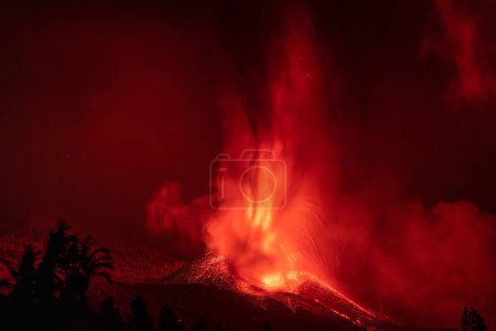 Photo for Erupting volcano on the island of La Palma, Canary Islands, Spain. High quality photo - Royalty Free Image