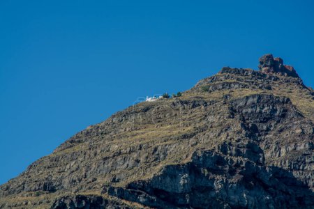 Téléchargez les photos : Paysage volcanique de l'île de Santorin. Photo de haute qualité - en image libre de droit