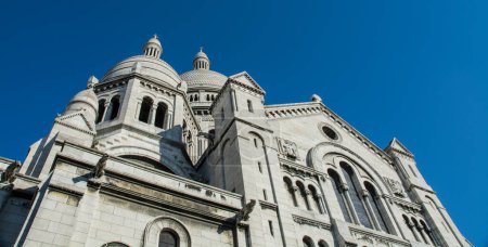 Téléchargez les photos : Détails de l'architecture du Sacré Cœur de Paris. Photo de haute qualité - en image libre de droit