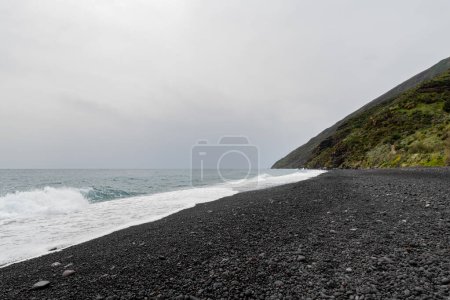 paisaje volcánico en la isla de Stromboli. Foto de alta calidad