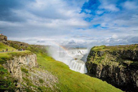 cascade spectaculaire Gullfoss en Islande. Photo de haute qualité