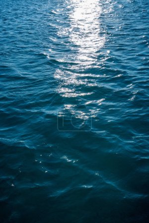 Téléchargez les photos : Sardinia, Cagliari, texture aqua of Poetto's sea - en image libre de droit