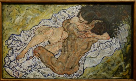 Foto de The Embrace painting by Austrian painter Egon Schiele - Imagen libre de derechos