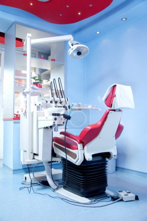 Téléchargez les photos : Bureau dentaire. Pratique dentaire moderne - en image libre de droit
