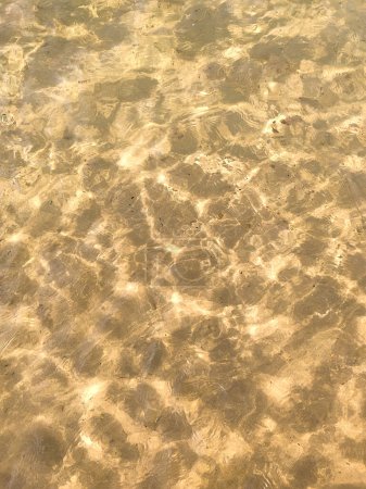Photo for Textura de fondo mar en la orilla de una playa de arena - Royalty Free Image