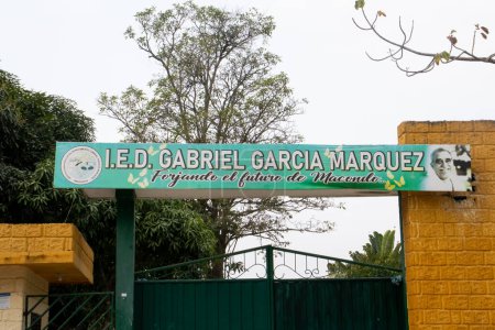 Foto de ARACATACA, COLOMBIA - 2 DE FEBRERO DE 2024: Gabriel Garcia Marquez De Aracataca Institución Educativa Departamental - Imagen libre de derechos