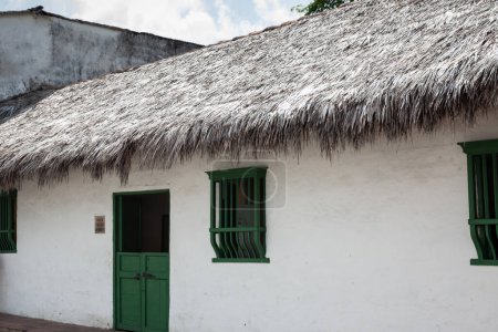 Casa natal de la heroína independentista colombiana Policarpa Salavarrieta, también conocida como La Pola en su ciudad natal la ciudad de Guaduas.