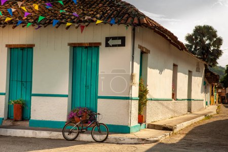 Schöne antike Straßen der Heritage Town von Honda im Departement Tolima in Kolumbien