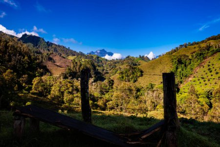 Die atemberaubenden Landschaften der Central Ranges auf dem Weg zum Buchstabenhoch zwischen den Städten Fresno und Manizales in Kolumbien