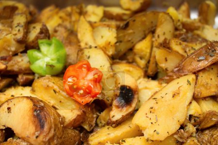 Foto de La delicadeza de cada rebanada de patata hervida apetitosa - Imagen libre de derechos