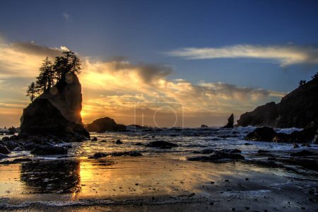 Téléchargez les photos : Second Beach at Sunset - en image libre de droit