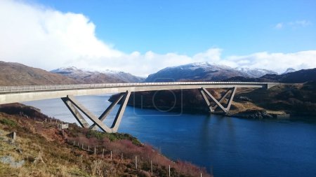 Téléchargez les photos : Kylesku Bridge in winter, Sutherland, North of Scotland - en image libre de droit