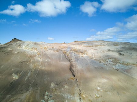 Foto de Myvatn, Islandia. Vista aérea de las aguas termales en Hverir. Foto de alta calidad - Imagen libre de derechos