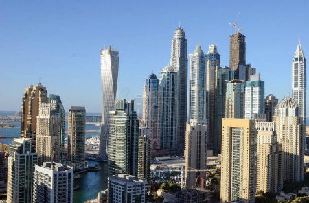 Téléchargez les photos : Dubai Marina, le quartier le plus important de Dubaï. - en image libre de droit