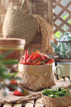Téléchargez les photos : Poivre de Cayenne dans une cuisine traditionnelle - en image libre de droit