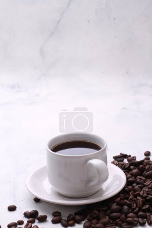 Téléchargez les photos : Coupe avec grains de café - en image libre de droit