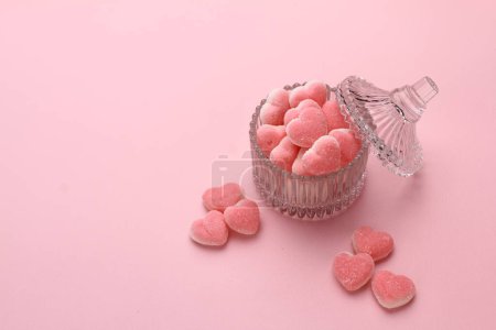Photo for Pink marshmallow with heart shape, on pastel background, valentines day, love concept - Royalty Free Image