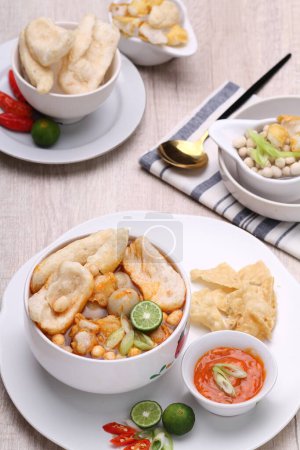 Téléchargez les photos : Vue rapprochée de délicieux plats asiatiques - en image libre de droit