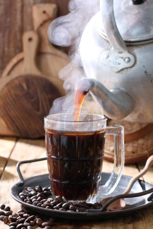 Foto de Bebida caliente de café negro - Imagen libre de derechos