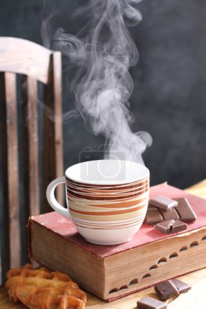 Foto de Chocolate caliente con malvaviscos - Imagen libre de derechos