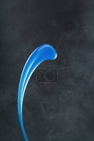 Téléchargez les photos : Éclaboussure d'eau bleue sur fond noir. 3 d de rendu. Illustration 3 d. - en image libre de droit
