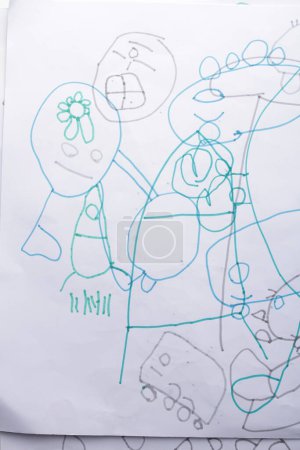 Foto de Bekasi, Indonesia, 14 de noviembre de 2023, Libro de dibujo infantil garabatos con formas de objetos lindos y artísticos, con varios colores - Imagen libre de derechos