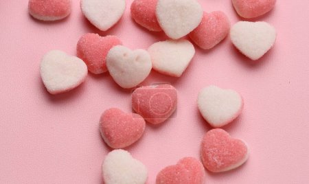 Téléchargez les photos : Bonbons en forme de coeur doux - en image libre de droit