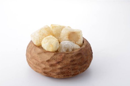 Téléchargez les photos : Noix de coco et noix de coco dans une noix de coco - en image libre de droit