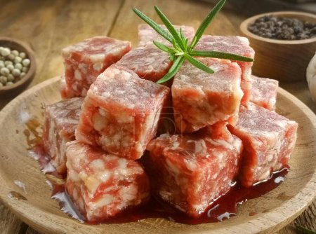 Foto de Carne de cerdo fresca y cruda para cocinar - Imagen libre de derechos