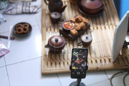 Téléchargez les photos : Nouvel an chinois avec une tasse de thé - en image libre de droit