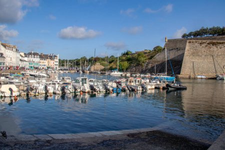 Foto de Belle-Ile-en-Mer. Port de plaisance et quai. Le Palais. Morbihan. Bretagne - Imagen libre de derechos