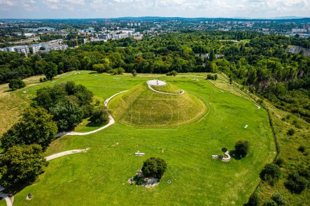 Téléchargez les photos : Kosciuszko Mound à Cracovie, Pologne - en image libre de droit