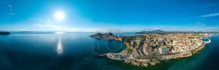 Téléchargez les photos : Old Venetian Fortress in Corfu, Greece - en image libre de droit