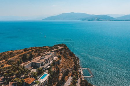 Foto de Ciudad de Nafplio en Grecia en segundo plano - Imagen libre de derechos