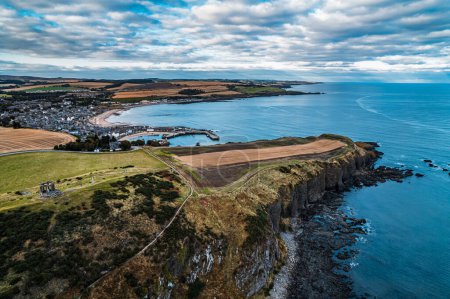 Téléchargez les photos : Nature vue panoramique Dunnottar, Écosse. - en image libre de droit