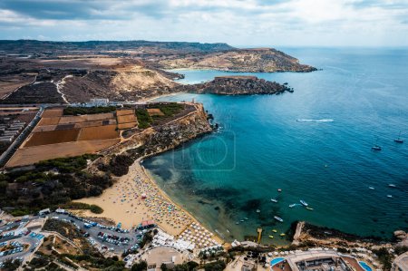 Foto de Malta, Gajn Tuffiea, lugar de viaje en segundo plano - Imagen libre de derechos