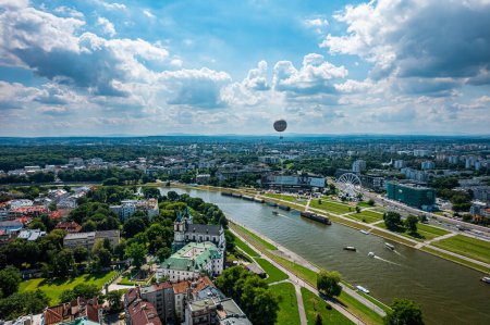 Téléchargez les photos : Vieille ville de Cracovie, Pologne - en image libre de droit