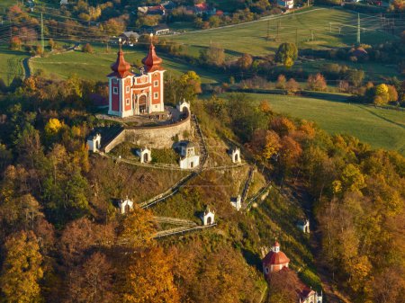 Téléchargez les photos : Calvaire Banska Stiavnica, Calvaire baroque en Slovaquie - en image libre de droit