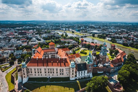 Téléchargez les photos : Place principale de Cracovie, Pologne - en image libre de droit