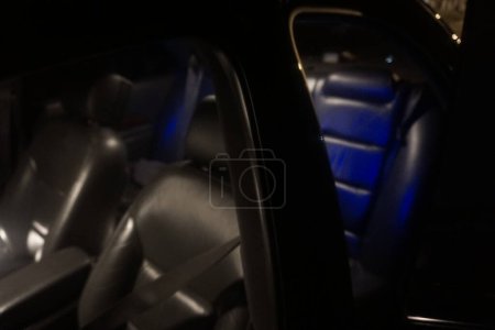 Téléchargez les photos : Détails intérieurs de la roue de voiture - en image libre de droit