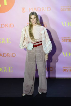 Foto de Ana Fernndez asistió a Vogue Fashions Night Out 2023 en el distrito de la moda, Distrito de Salamanca 41 Madrid España. Madrid España 21 de septiembre de 2023. - Imagen libre de derechos