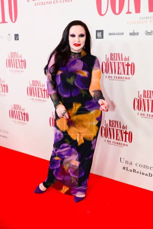 Téléchargez les photos : Olvido Gara Jova, Alaska, vu posant lors de la première du film comique espagnol La reine du couvent au Cine Callao à Madrid Espagne. - en image libre de droit
